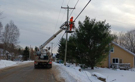 Papineau, QC gets Fibre Internet installed from Xplore