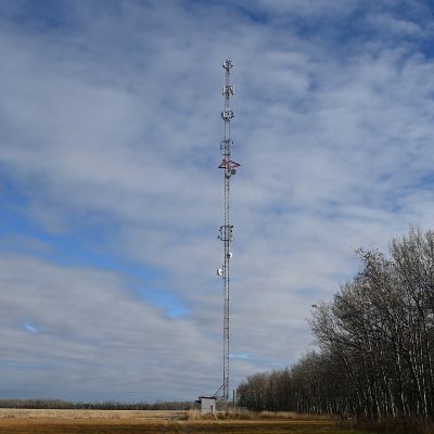 A 5G Tower that Provides Faster Rural Internet in Canada