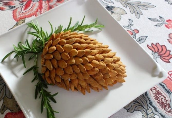Pine cone cheese tray